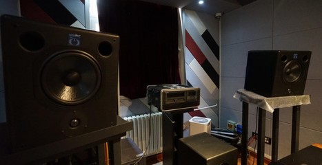 極致監(jiān)聽，專業(yè)之選 Quested V2108 監(jiān)聽音箱正式發(fā)布